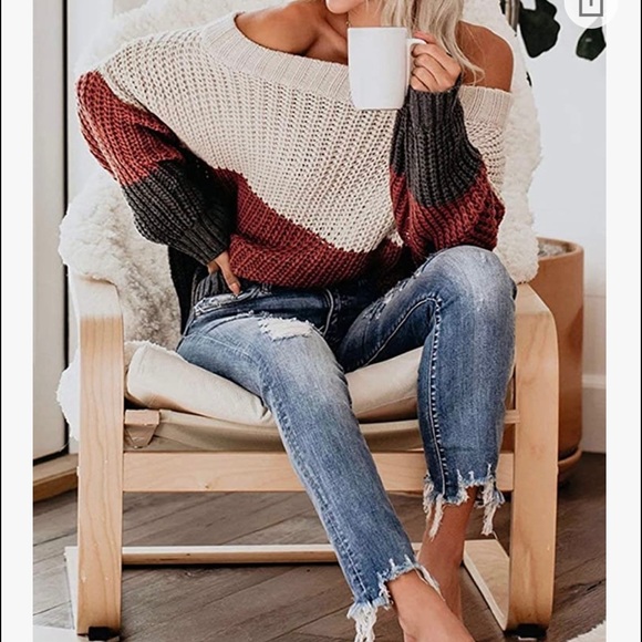 Off the shoulder chunky color block sweater - Picture 2 of 9